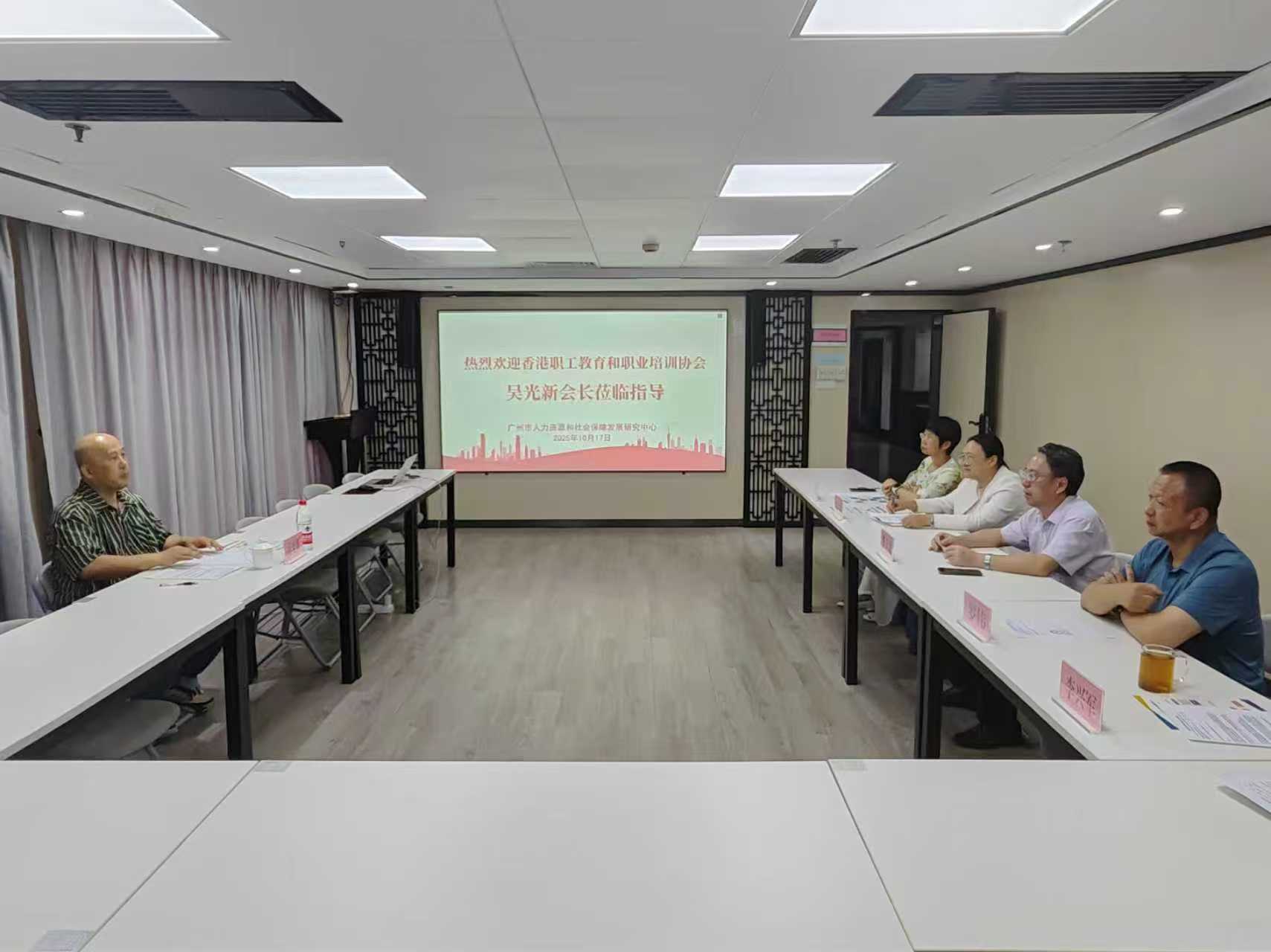 81e9095a273f163978e269613189cc4f.jpg 81e9095a273f163978e269613189cc4f.jpg